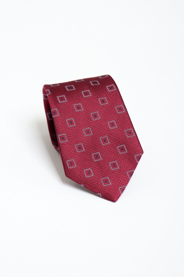 Corbata Estructura con...