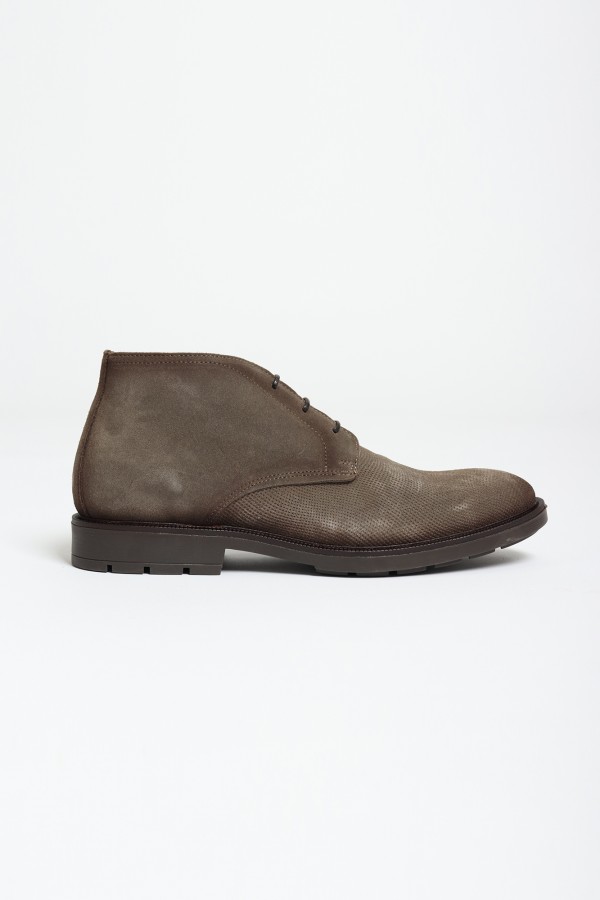 Suede Chukka Boots